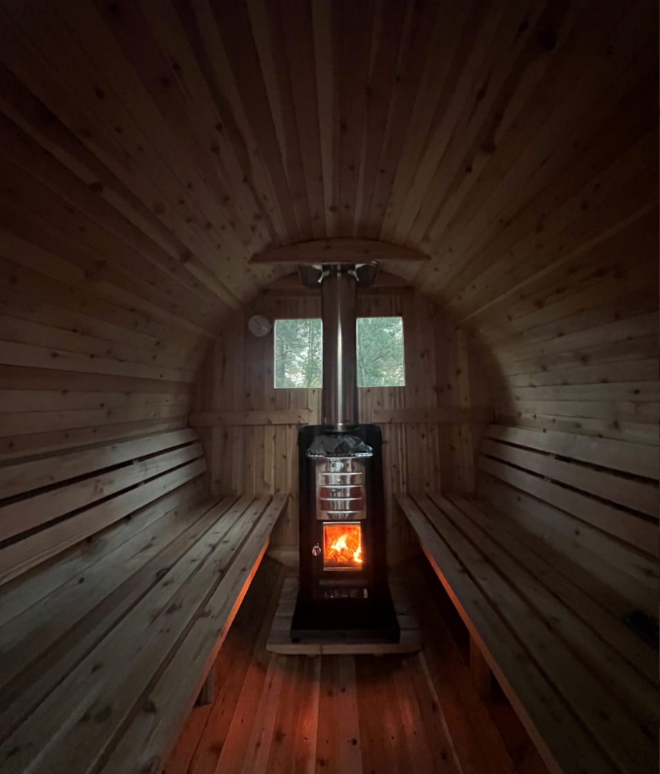 Luxe Living Barrel Sauna - 8 Person